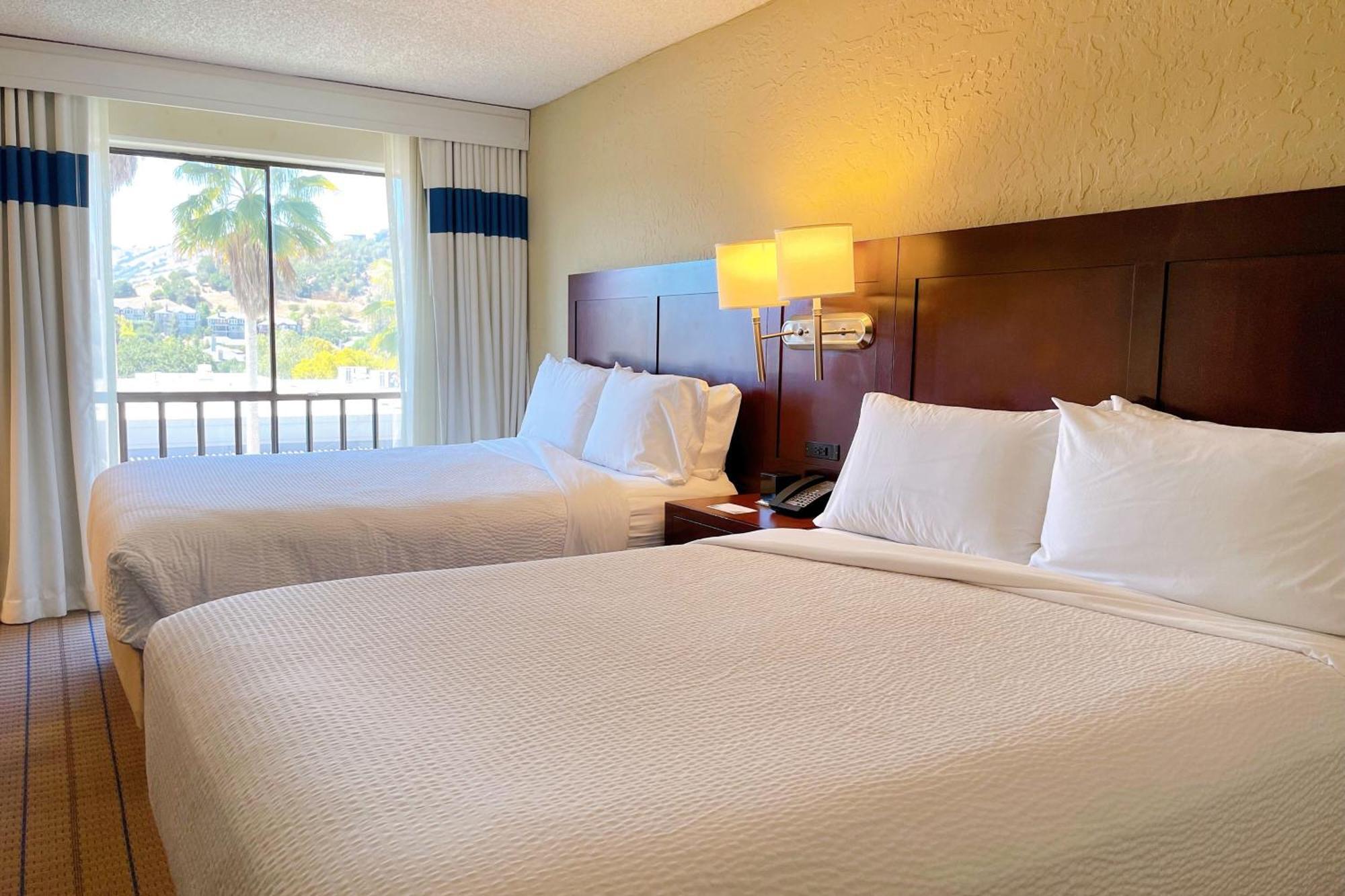 Four Points By Sheraton San Rafael Marin County Exteriör bild